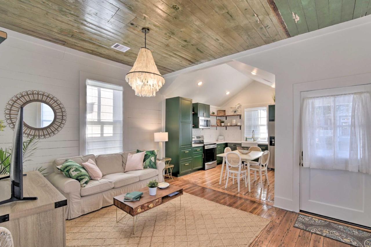 Bright Galveston Cottage Close To Beach And Strand Экстерьер фото