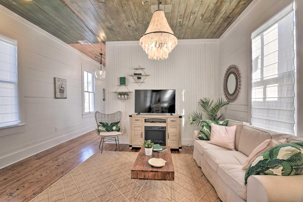 Bright Galveston Cottage Close To Beach And Strand Экстерьер фото