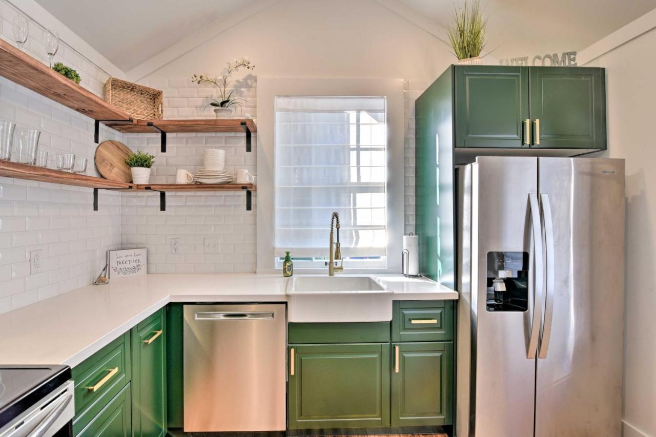 Bright Galveston Cottage Close To Beach And Strand Экстерьер фото