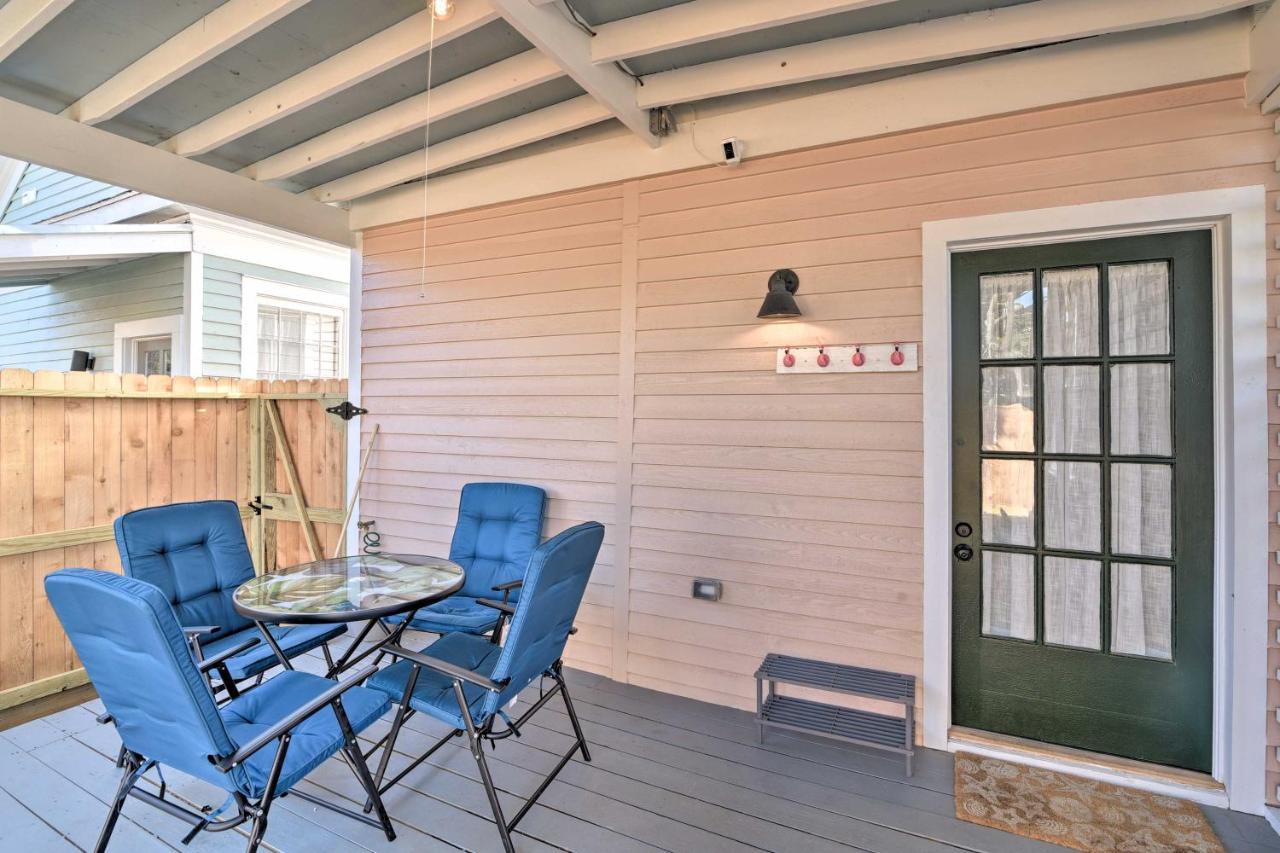Bright Galveston Cottage Close To Beach And Strand Экстерьер фото